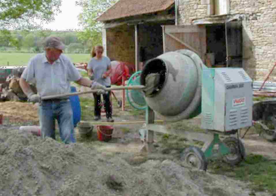 Industrial electric cement mixer