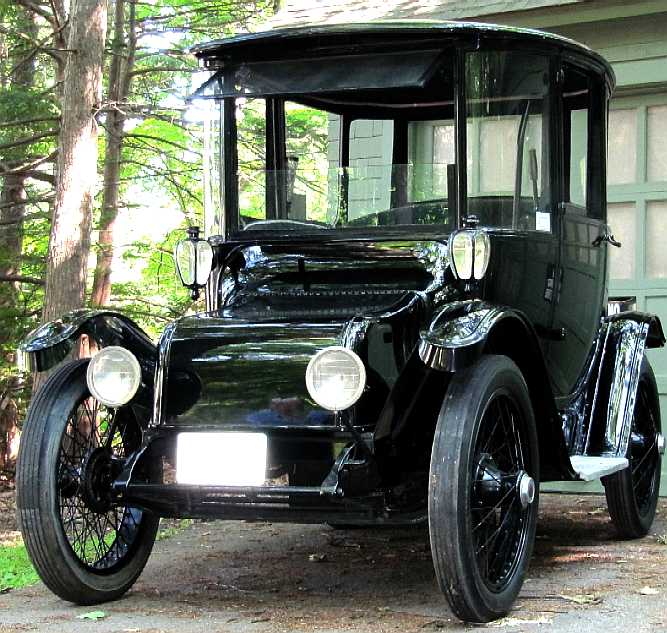 Detroit electric car 1914